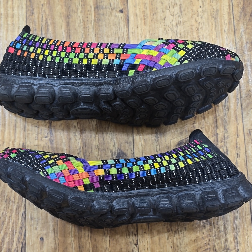 Skechers Multicolor Woven Slip-On Flats - Picture 3 of 7